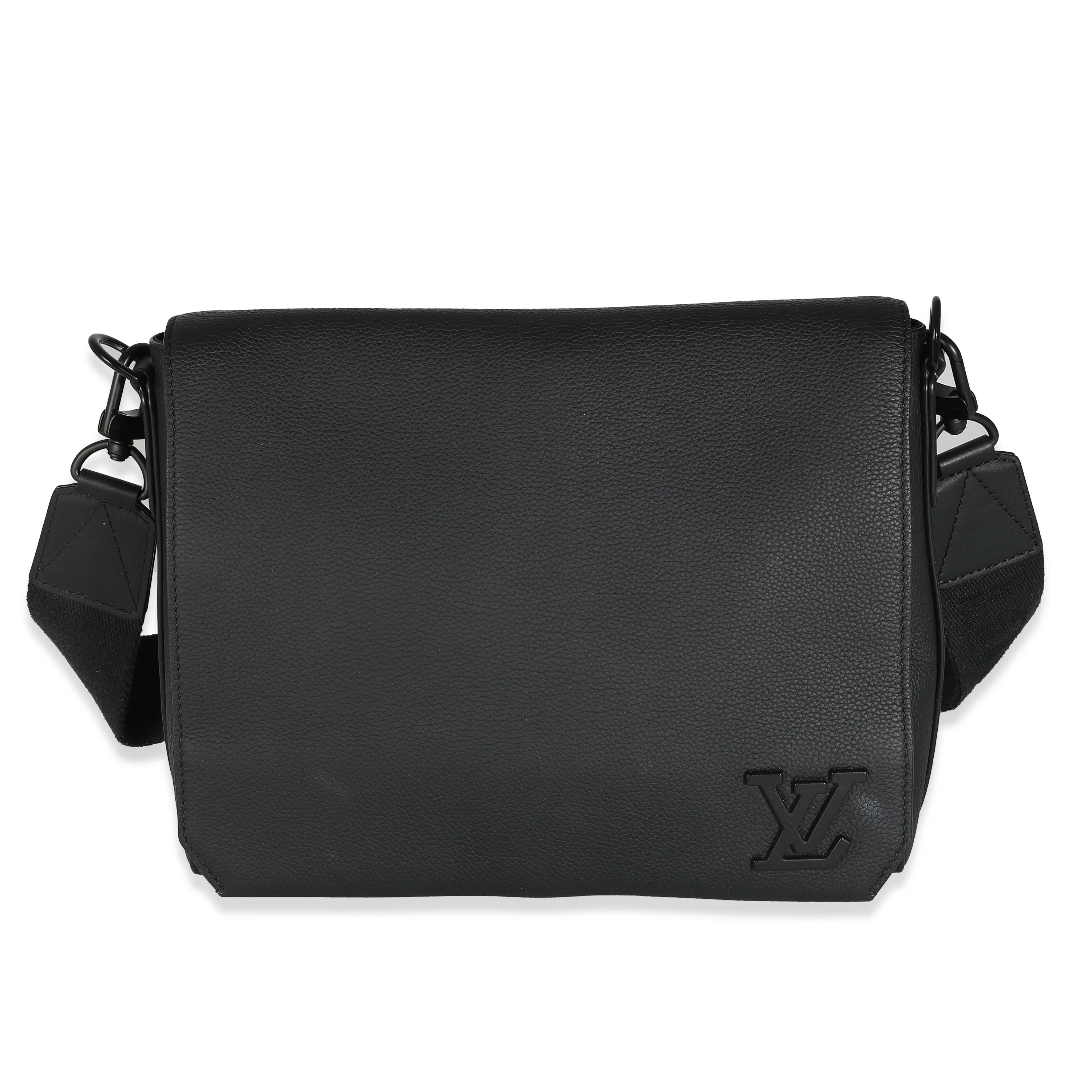 Black Grained Calf Leather Aerogram Takeoff Messenger