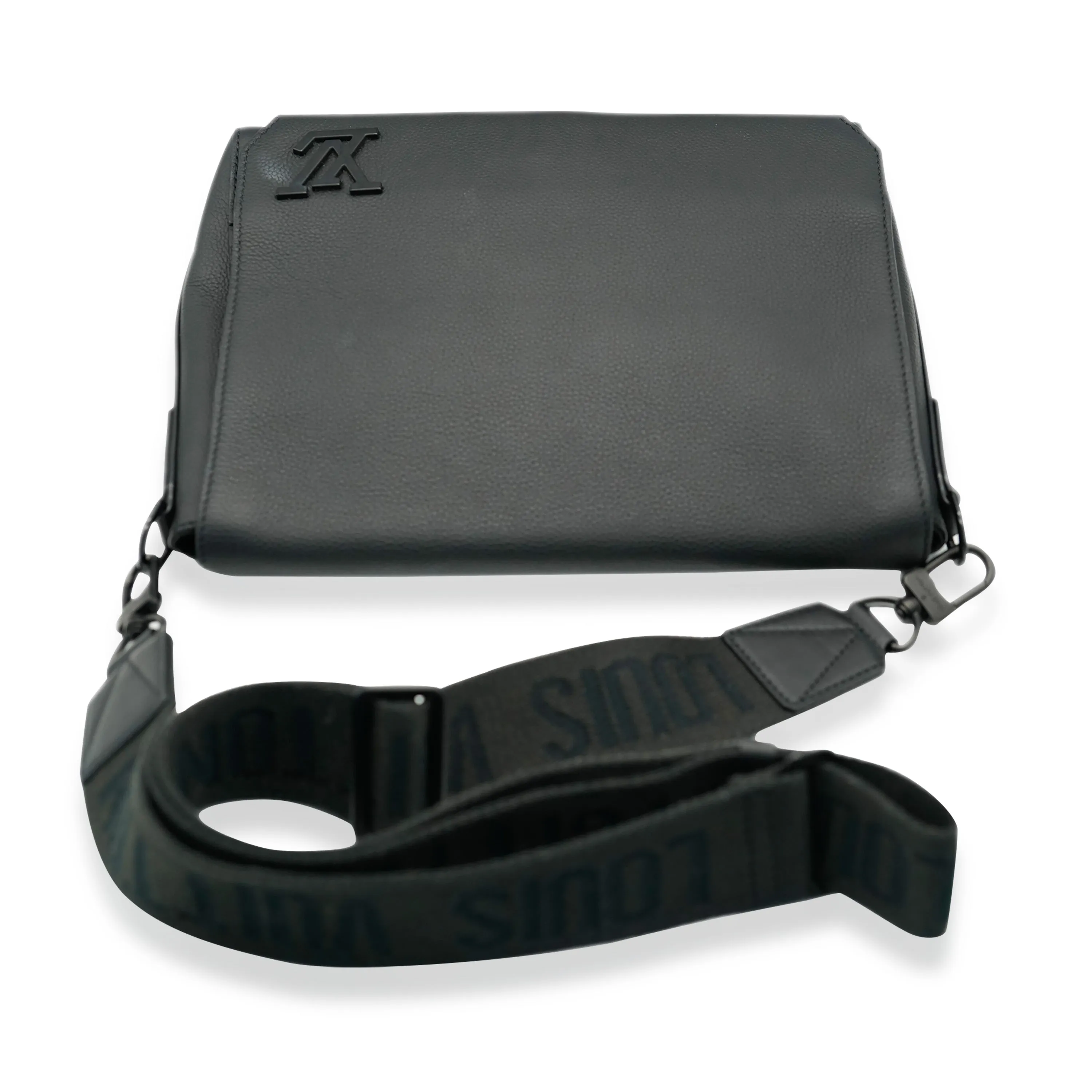 Black Grained Calf Leather Aerogram Takeoff Messenger