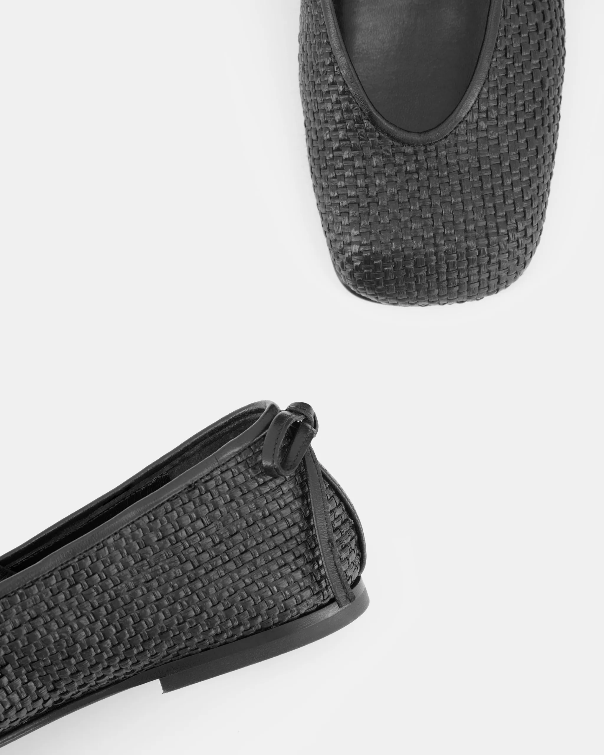 Bulla Node 5 Black Raffia