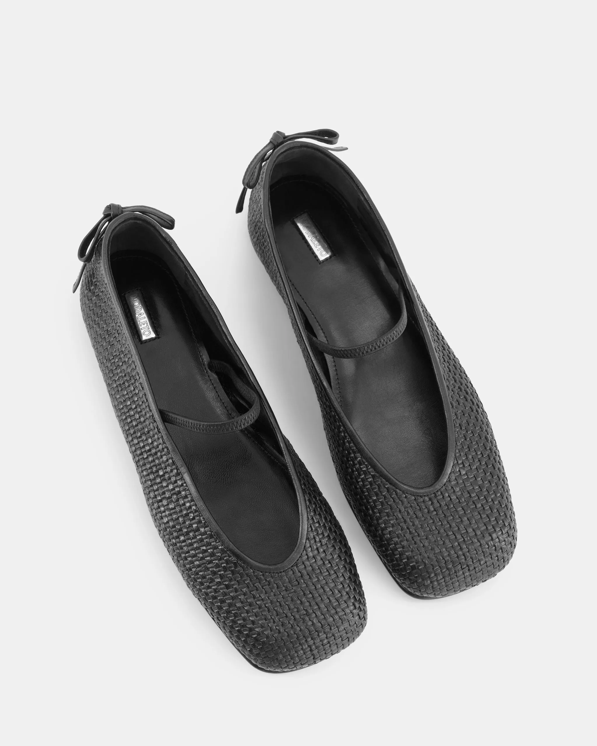 Bulla Node 5 Black Raffia