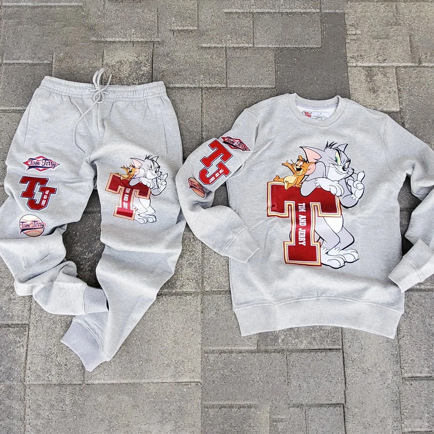 casual crew neck sweatshirt suit