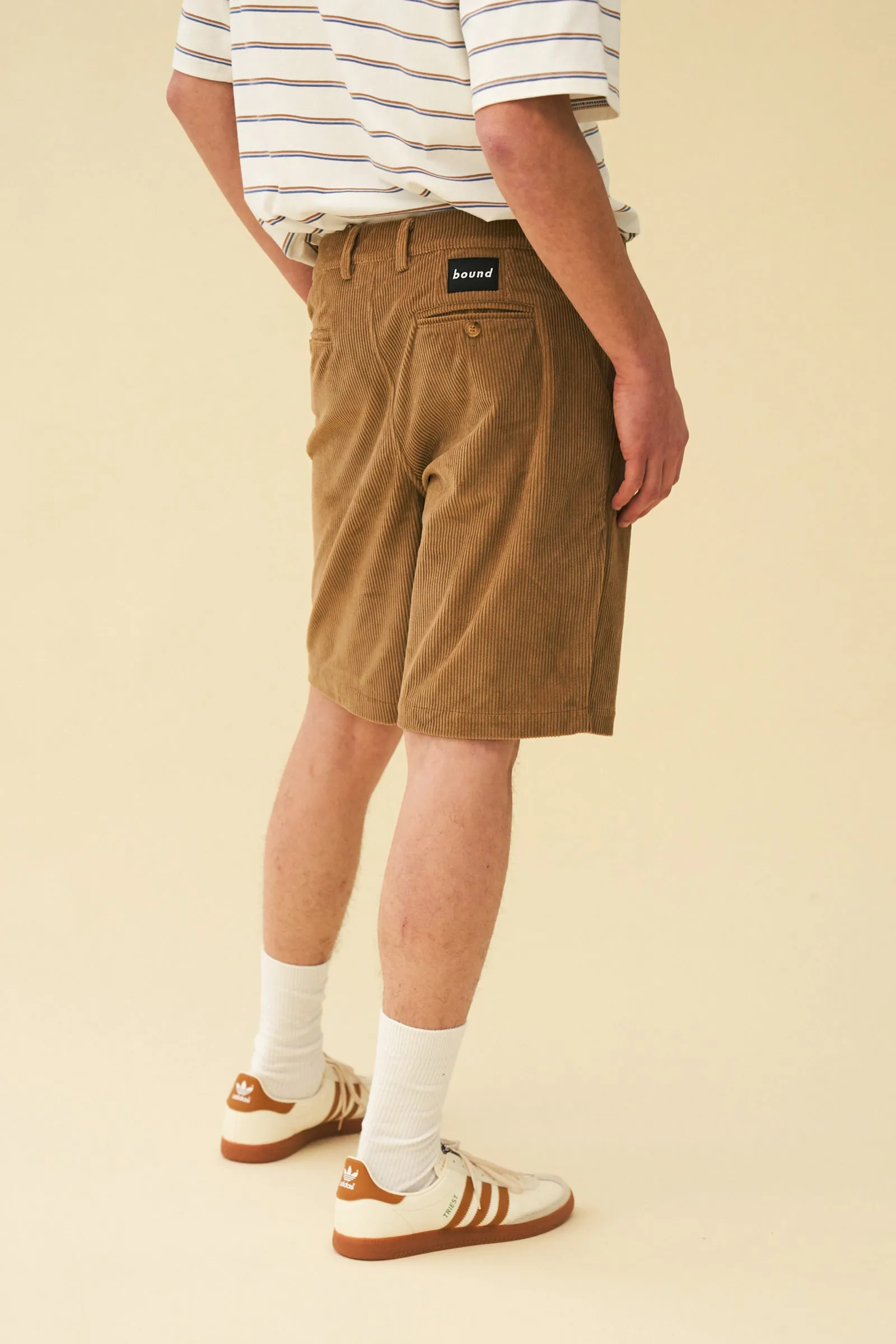 FOX BROWN CORD SHORTS
