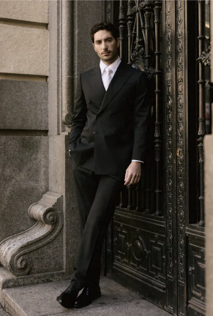 Italian Black Double Breasted /Wool -Spandex/ Two Piece Suit/ Weft Stretch / Wrinkle Resistant
