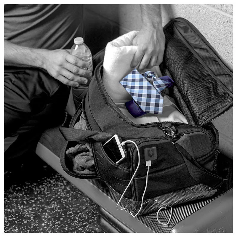 M-Edge - Bolt Duffel with Battery