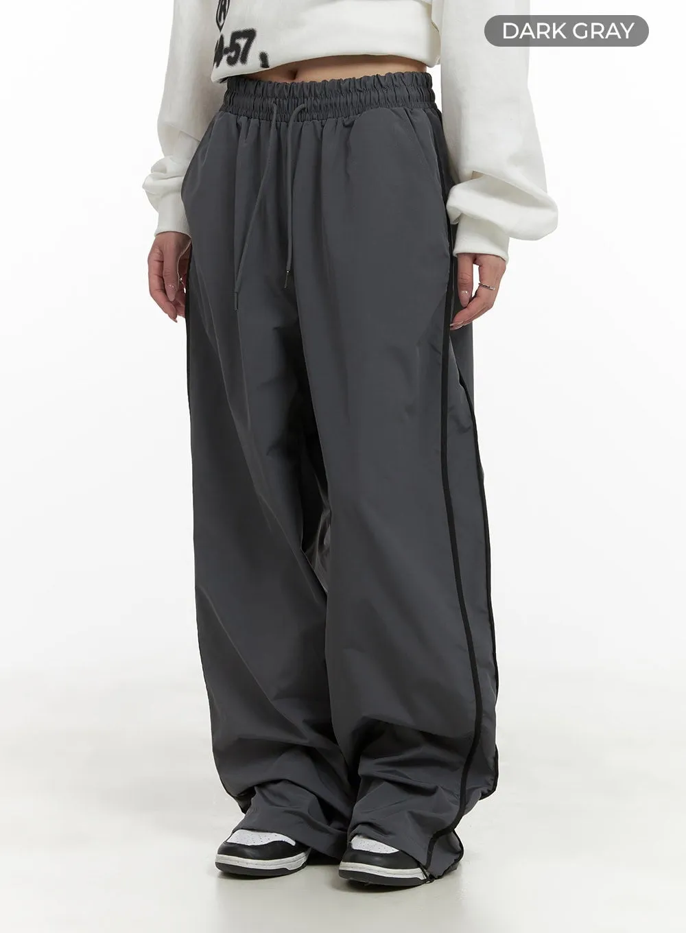 Nylon Banded Wide-Fit Pants CA430