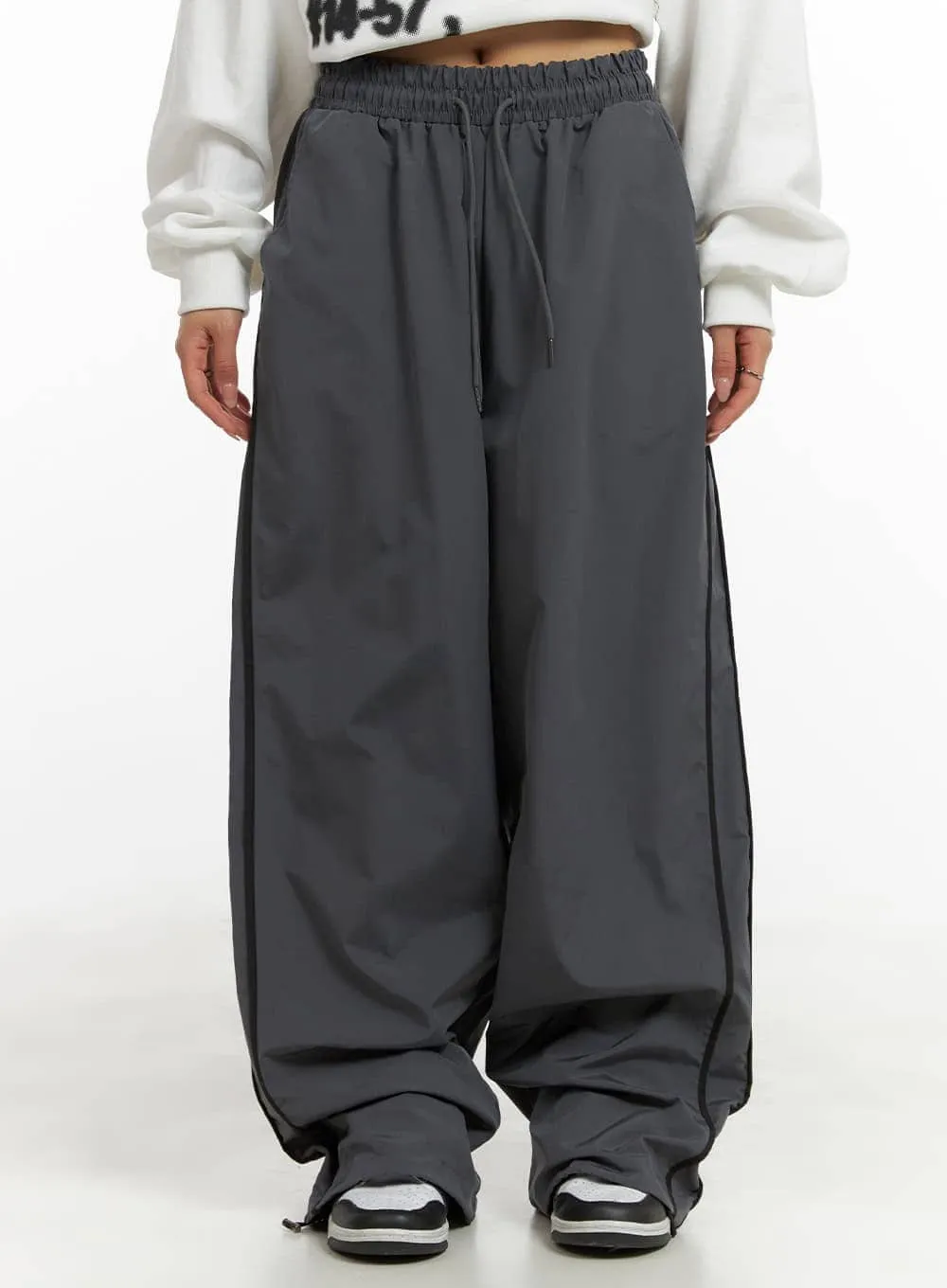Nylon Banded Wide-Fit Pants CA430