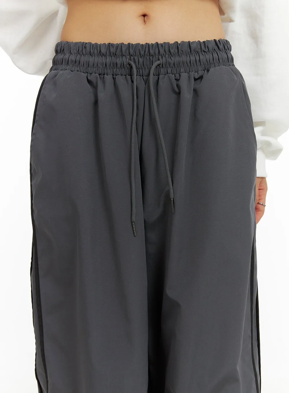 Nylon Banded Wide-Fit Pants CA430