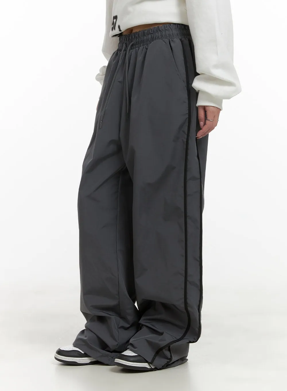 Nylon Banded Wide-Fit Pants CA430