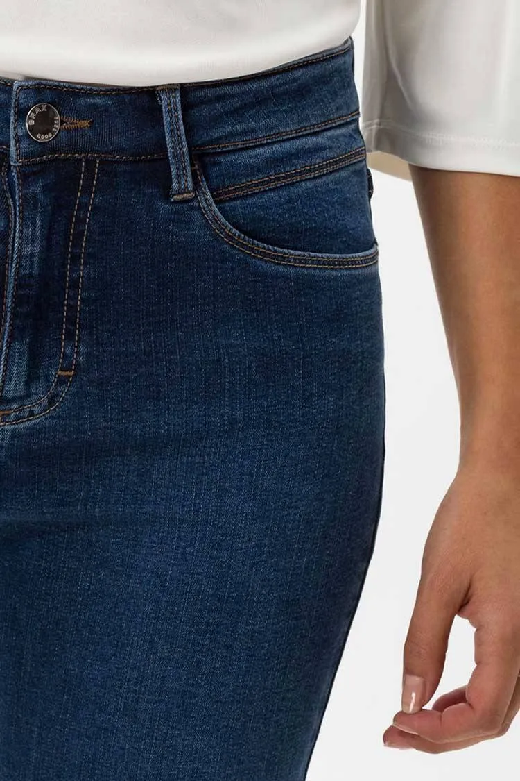 Shakira Jeans in Slightly Regular Blue