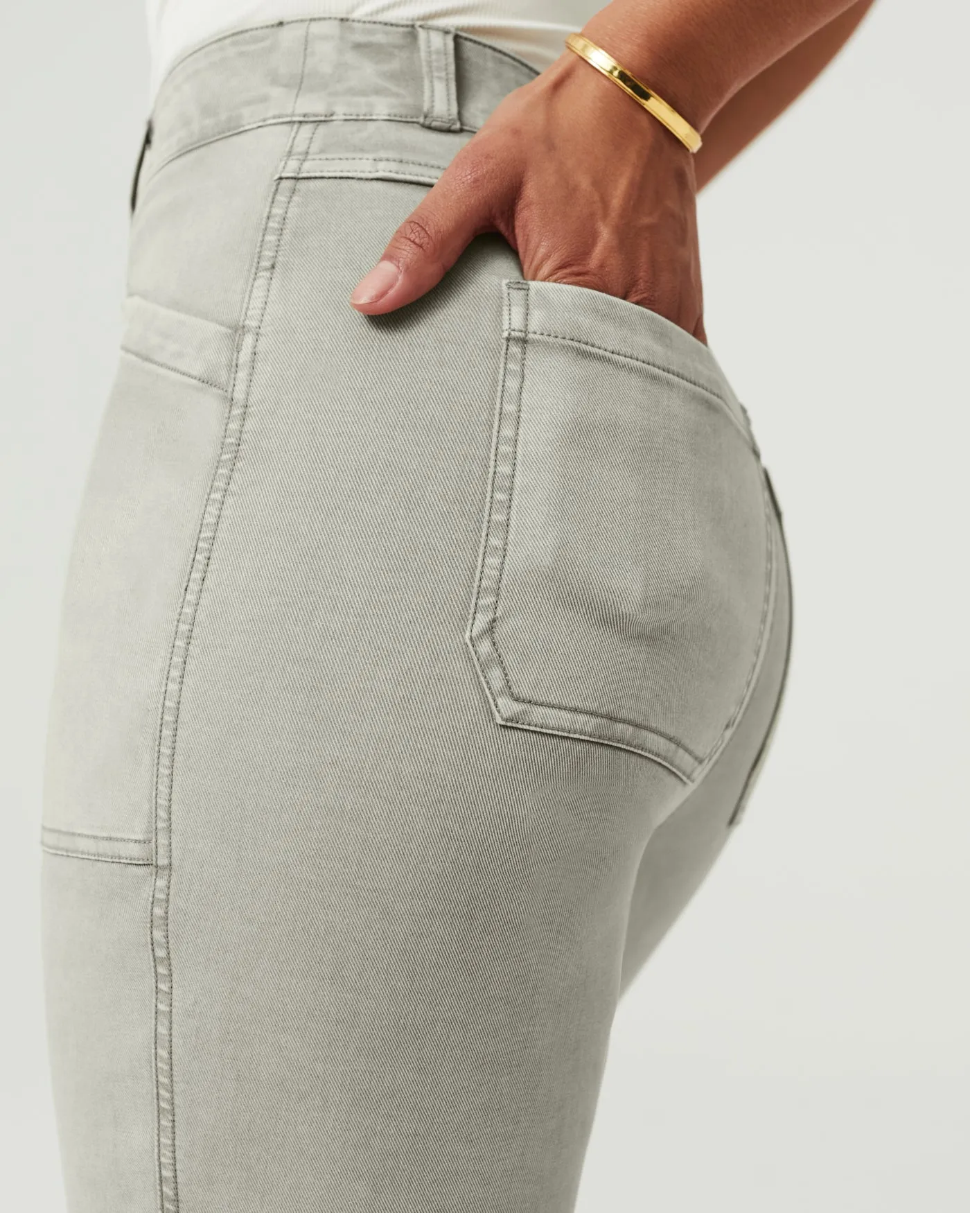 Spanx: Stretch Twill Straight Olive Oil